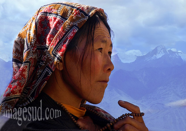 Visage de jeune femme du Ladakh, Inde, Himalaya